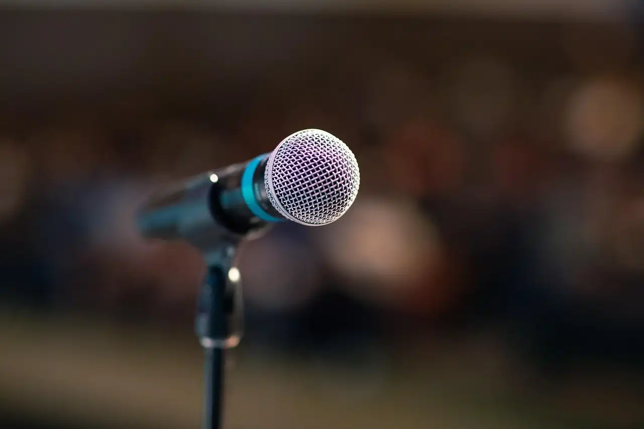 SpeakBold: Master Public Speaking with Confidence and Clarity